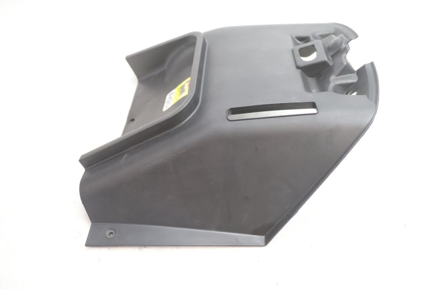 photo de COBERTURA SOBRE EL ASIENTO GILERA GP 800 (2007 - 2013) - Detalhe da peça
