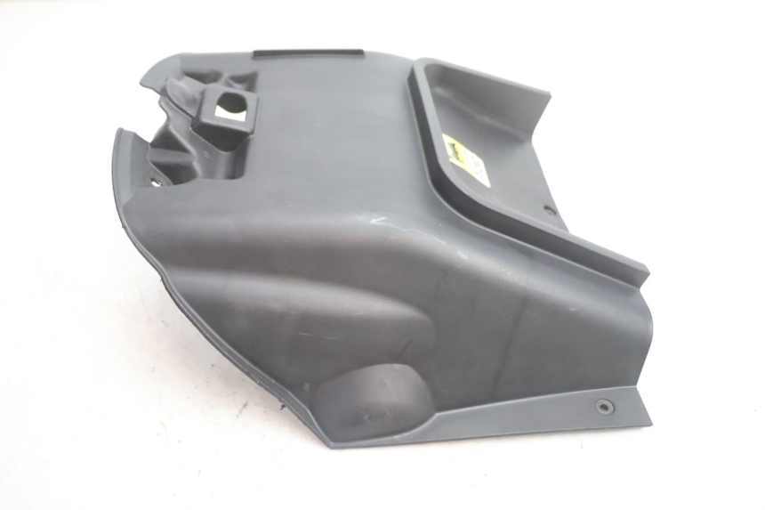 photo de COBERTURA SOBRE EL ASIENTO GILERA GP 800 (2007 - 2013) - Outro ângulo de visão