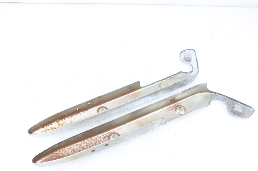 photo de TAMPA DEBAIXO DO BANCO SUZUKI GZ MARAUDER 125 (1998 - 2004) - Peça verificada