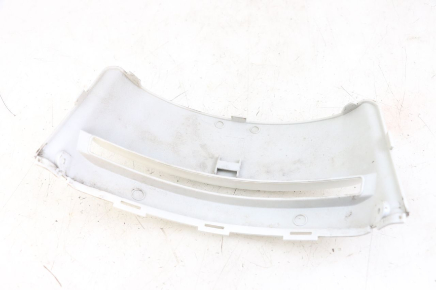 photo de TAMPA DEBAIXO DO BANCO KYMCO LIKE 125 (2009 - 2016) - Detalhe da peça