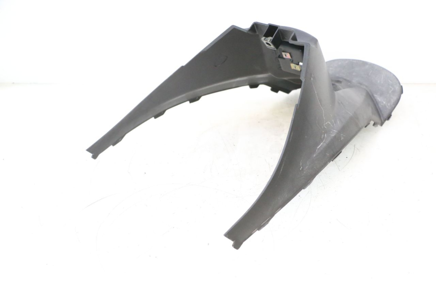 photo de COBERTURA SOBRE EL ASIENTO KYMCO MOVIE S 125 (2009 - 2018) - Pontos de fixação