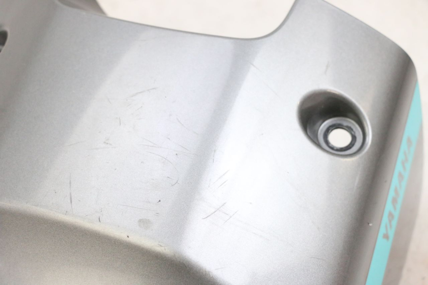 photo de TAMPA DEBAIXO DO BANCO YAMAHA NEO'S CORE 1 (2022 - 2026) - Pontos de fixação