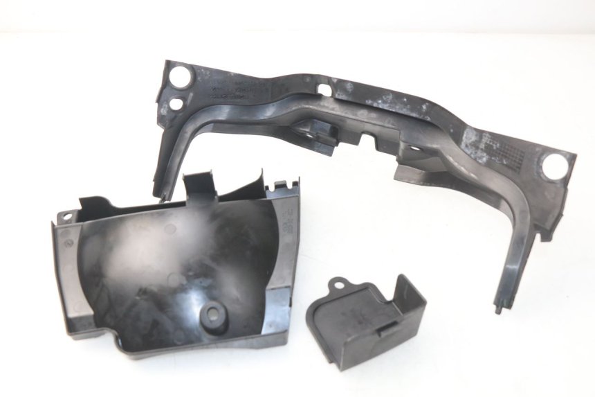 photo de TAMPA DEBAIXO DO BANCO HONDA NSS EX FORZA 250 (2005 - 2013) - Ampliação técnica