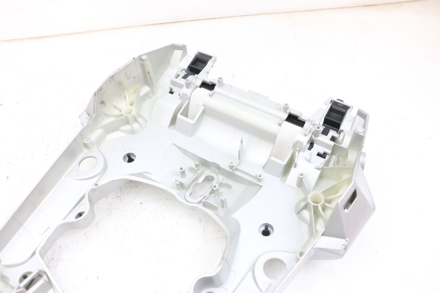 photo de TAMPA DEBAIXO DO BANCO BMW R GS 1250 (2021 - 2024) - Ampliação técnica
