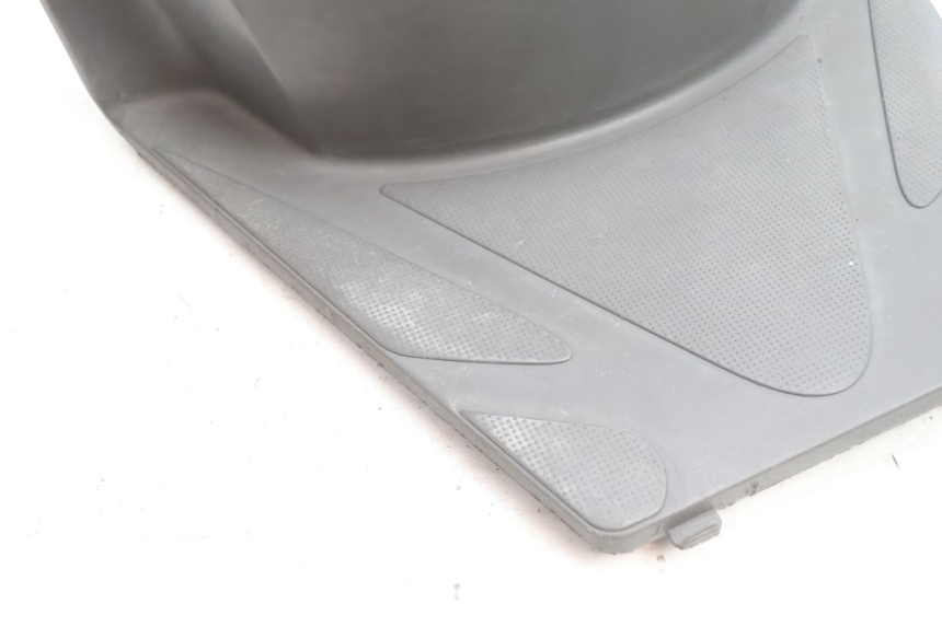 photo de COBERTURA SOBRE O ASSENTO HONDA SH 125 (2001 - 2003) - Detalhe da peça