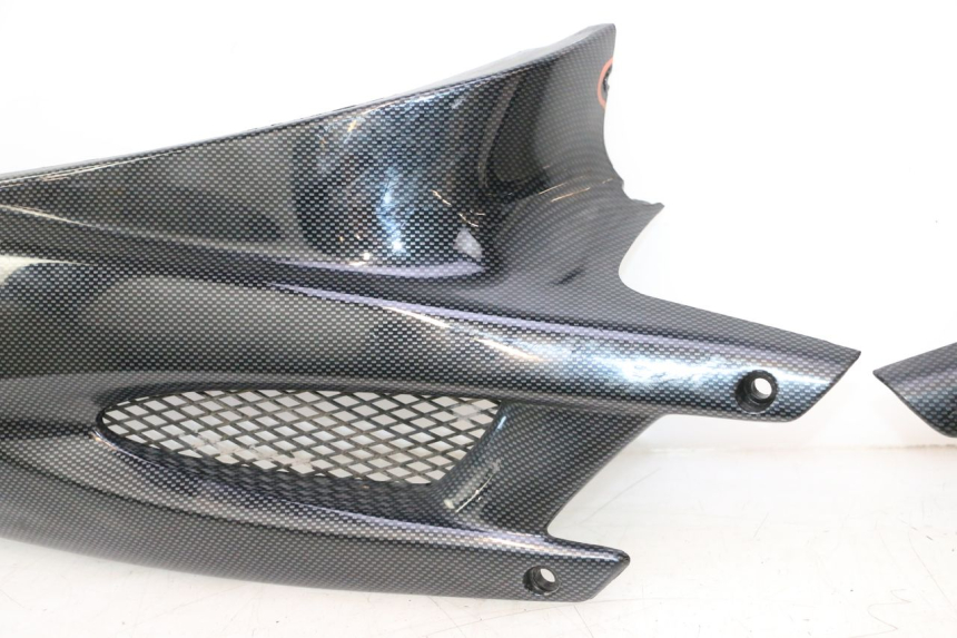 photo de TAMPA DEBAIXO DO BANCO PEUGEOT SPEEDFIGHT LC 50 (1996 - 2002) - Detalhes característicos