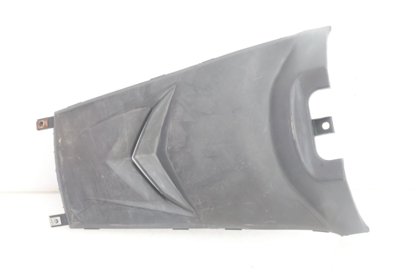 photo de COBERTURA SOBRE EL ASIENTO KYMCO SUPER 8 2T 50 (2007 - 2013) - Outro ângulo de visão