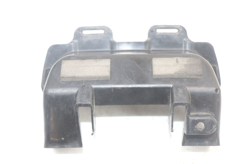 photo de TAMPA DEBAIXO DO BANCO SUZUKI SV N 650 (1999 - 2002) - Outro ângulo de visão