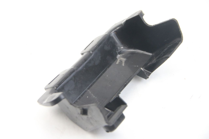 photo de TAMPA DEBAIXO DO BANCO SUZUKI SV S 650 (1999 - 2002) - Zoom do estado de desgaste