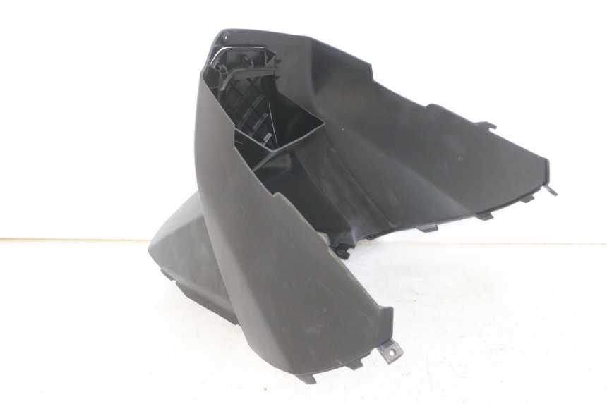 photo de TAMPA DEBAIXO DO BANCO PEUGEOT VIVACITY NEW 2T 50 (2008 - 2017) - Detalhe da peça