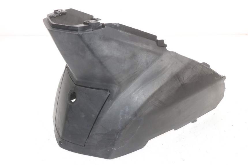 photo de TAMPA DEBAIXO DO BANCO PEUGEOT VIVACITY NEW 4T 50 (2008 - 2017) - Detalhe da peça