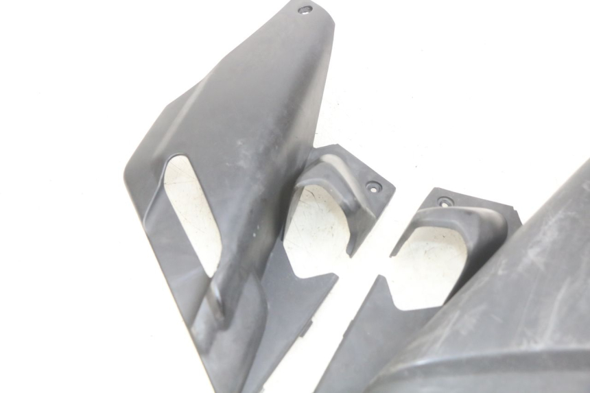 photo de TAMPA DEBAIXO DO BANCO YAMAHA XMAX X-MAX 125 (2006 - 2009) - Ampliação técnica
