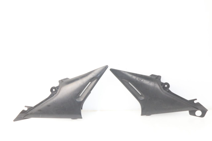 photo de TAMPA DEBAIXO DO BANCO YAMAHA XJ600 XJ DIVERSION 600 (1992 - 1997) - Vista principal
