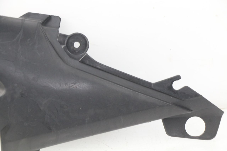 photo de TAMPA DEBAIXO DO BANCO YAMAHA XJ600 XJ DIVERSION 600 (1992 - 1997) - Outro ângulo de visão