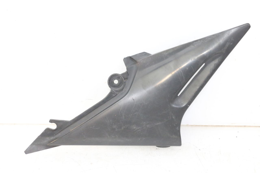 photo de TAMPA DEBAIXO DO BANCO YAMAHA XJN DIVERSION 600 (2000 - 2003) - Pontos de fixação