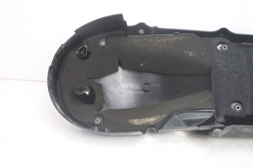 photo de TAMPA DE TRANSMISSÃO HONDA FJS SILVER WING SILVERWING 400 (2005 - 2008) - Detalhes característicos