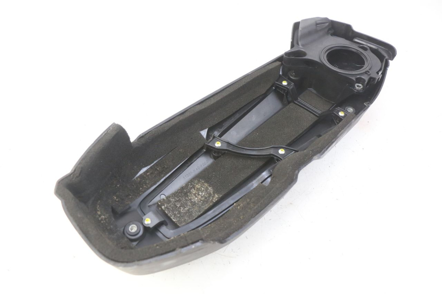 photo de TAMPA DE TRANSMISSÃO HONDA FORZA 125 (2015 - 2016) - Zoom do estado de desgaste