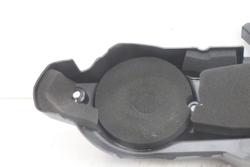 photo de TAMPA DE TRANSMISSÃO YAMAHA N-MAX NMAX 125 (2021 - 2024) - Estado da superfície