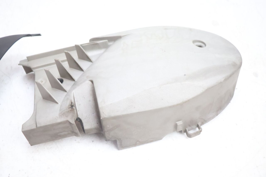 photo de TAMPA DE TRANSMISSÃO YAMAHA YP MAJESTY 125 (2002 - 2006) - Outro ângulo de visão