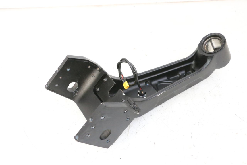 photo de QUADRO KUKIRIN G2 MASTER 1 - Ampliação técnica