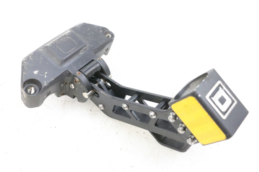 photo de QUADRO DUALTRON MINI SPECIAL 1 - Pontos de fixação