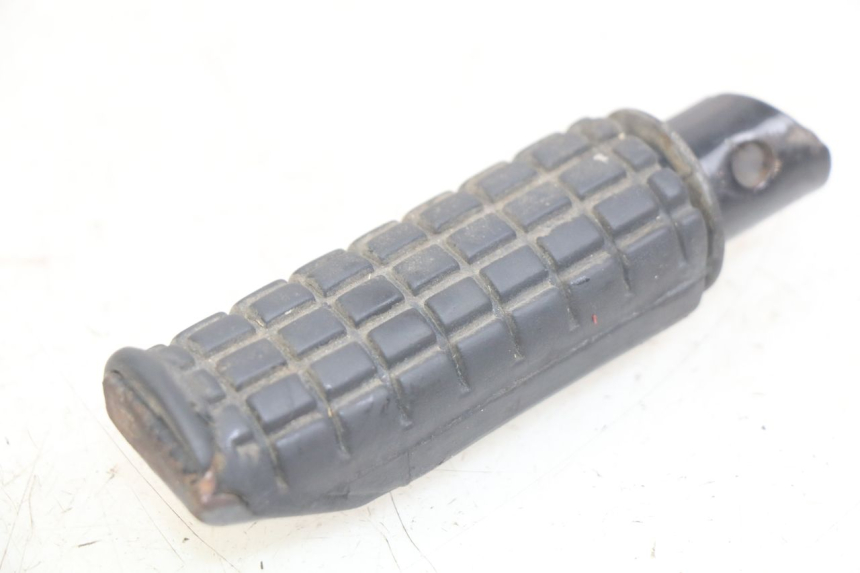 photo de DESCANSO DE PÉ TRASEIRO DIREITO HONDA CBR F SC25 1000 (1989 - 1992) - Outro ângulo de visão