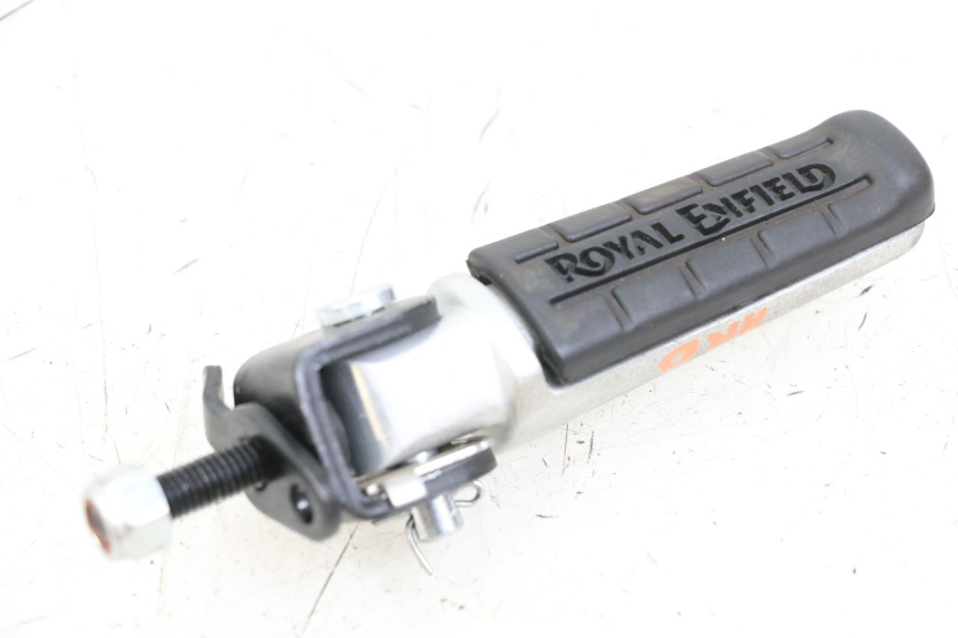 photo de DESCANSO DE PÉ TRASEIRO DIREITO ROYAL ENFIELD CONTINENTAL GT 650 (2019 - 2024) - Vista principal