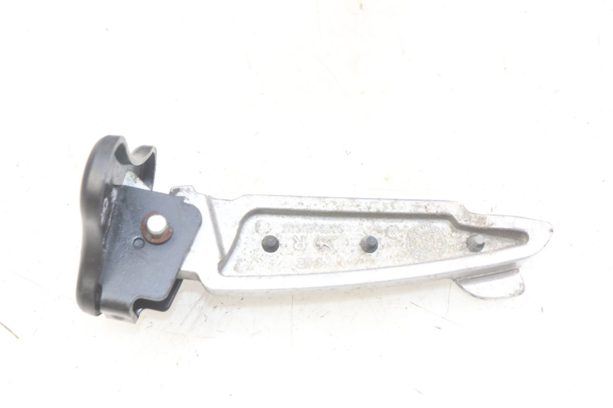 photo de DESCANSO DE PÉ TRASEIRO DIREITO PEUGEOT DJANGO 4T 50 (2014 - 2019) - Detalhe da peça