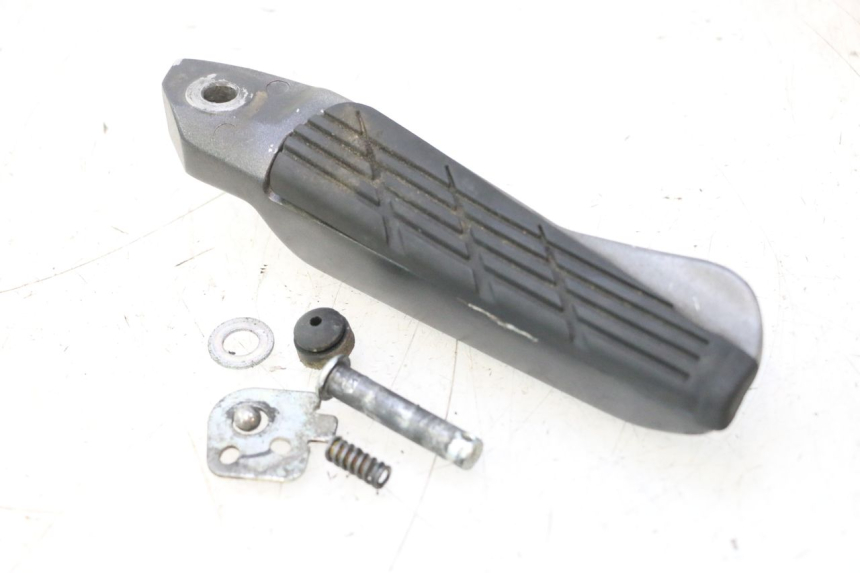 photo de DESCANSO DE PÉ TRASERO DIREITO HONDA FJS SILVER WING SILVERWING 400 (2005 - 2008) - Vista principal