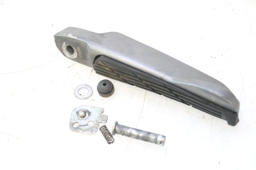 photo de DESCANSO DE PÉ TRASERO DIREITO HONDA FJS SILVER WING SILVERWING 400 (2005 - 2008) - Vista geral