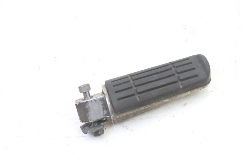 photo de DESCANSO DE PÉ TRASEIRO DIREITO YAMAHA FZ6 FAZER S2 600 (2007 - 2011) - Vista principal