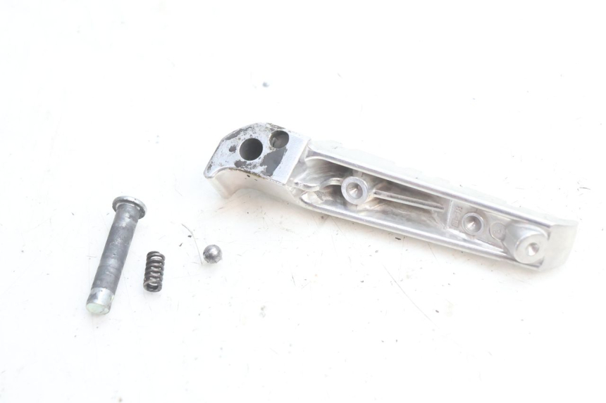 photo de DESCANSO DE PÉ TRASEIRO DIREITO YAMAHA FZ8 800 (2010 - 2016) - Vista geral