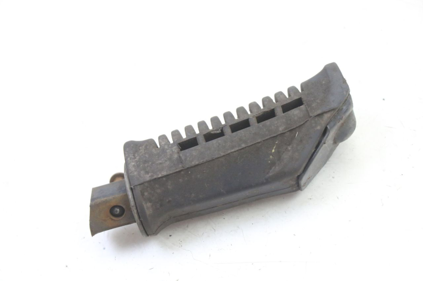 photo de DESCANSO DE PÉ TRASEIRO DIREITO SUZUKI GS GSE 500 (2001 - 2003) - Ampliação técnica
