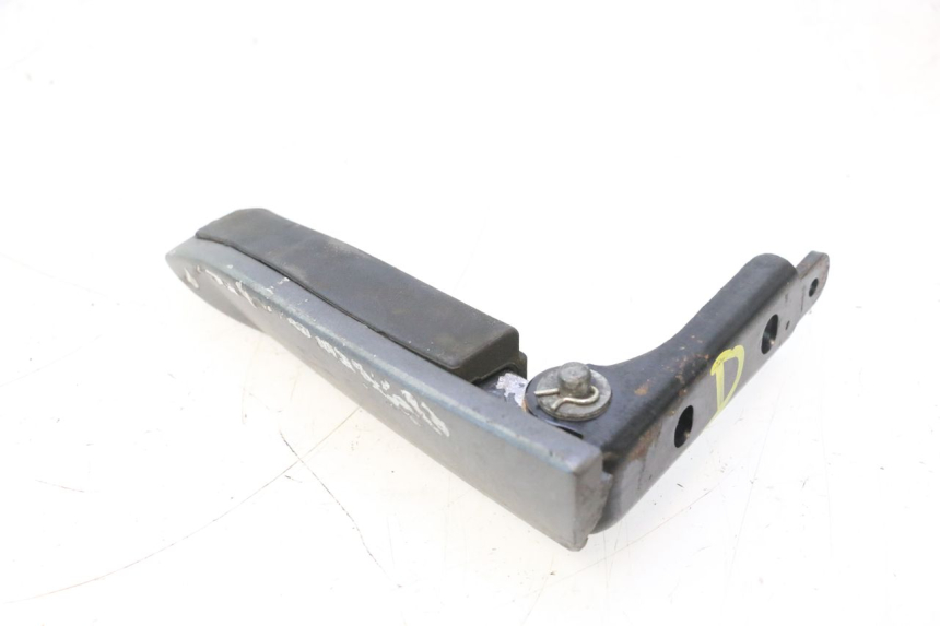photo de DESCANSO DE PÉ TRASEIRO DIREITO PIAGGIO MP3 500 (2016 - 2018) - Vista principal