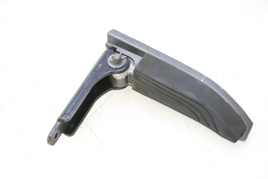 photo de DESCANSO DE PÉ TRASEIRO DIREITO PIAGGIO MP3 500 (2016 - 2018) - Pontos de fixação