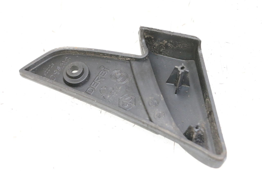 photo de DESCANSO DE PÉ TRASEIRO DIREITO PIAGGIO VESPA LX 150 (2005 - 2013) - Ampliação técnica