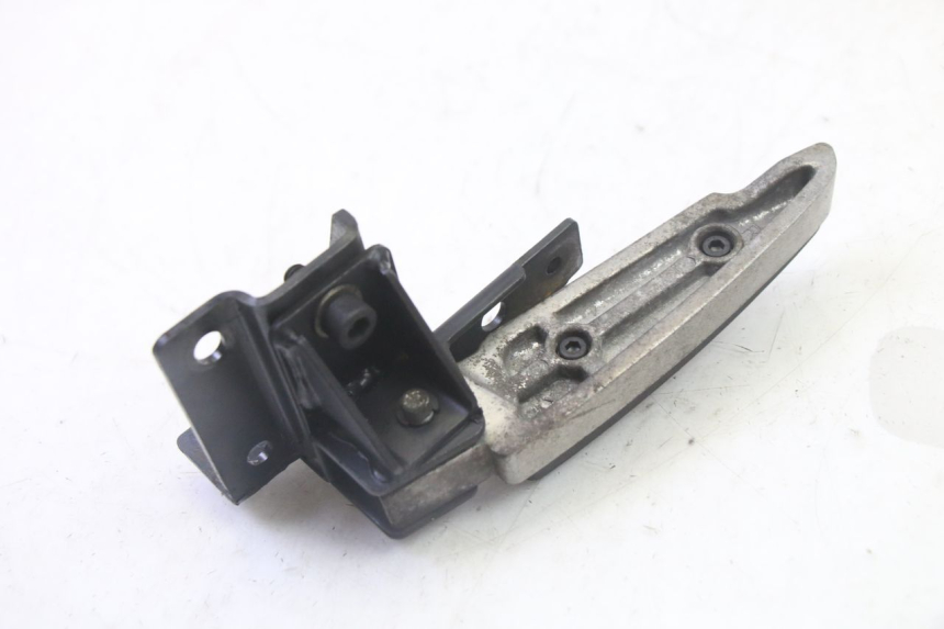 photo de DESCANSO DE PÉ TRASEIRO DIREITO PEUGEOT SATELIS 125 (2013 - 2018) - Pontos de fixação