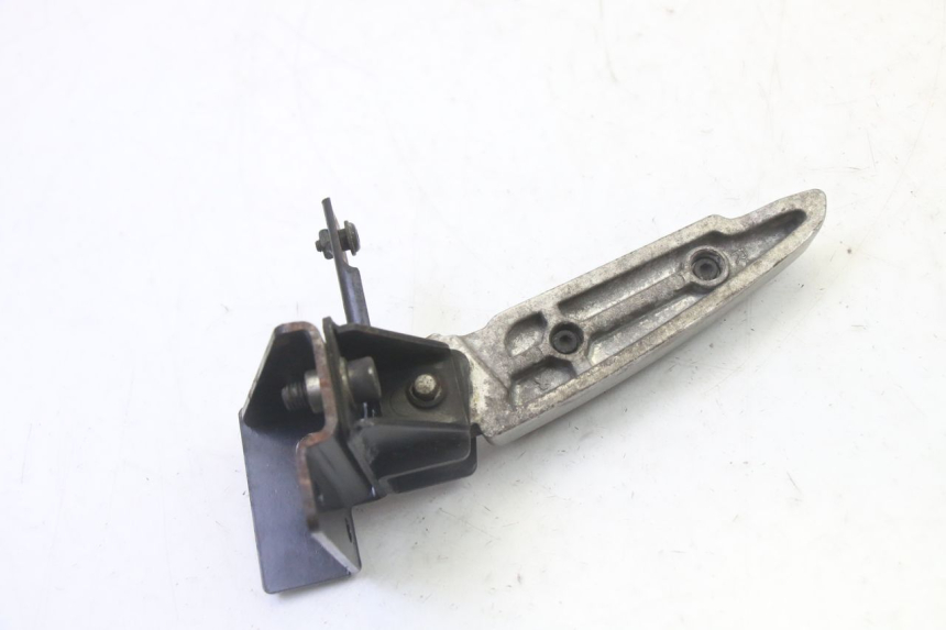 photo de DESCANSO DE PÉ TRASEIRO DIREITO PEUGEOT SATELIS 125 (2010 - 2012) - Pontos de fixação