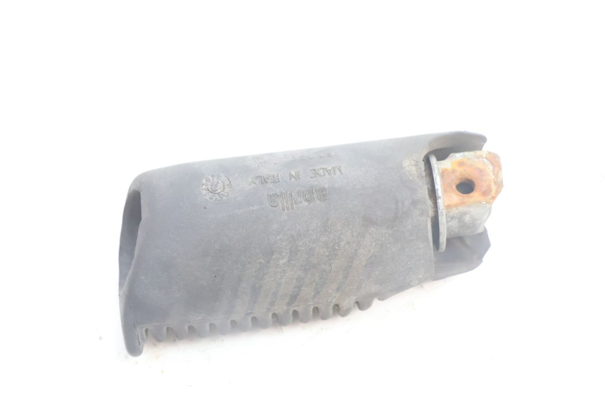 photo de DESCANSO DE PÉ TRASEIRO DIREITO APRILIA SCARABEO GT 125 (1999 - 2007) - Ampliação técnica