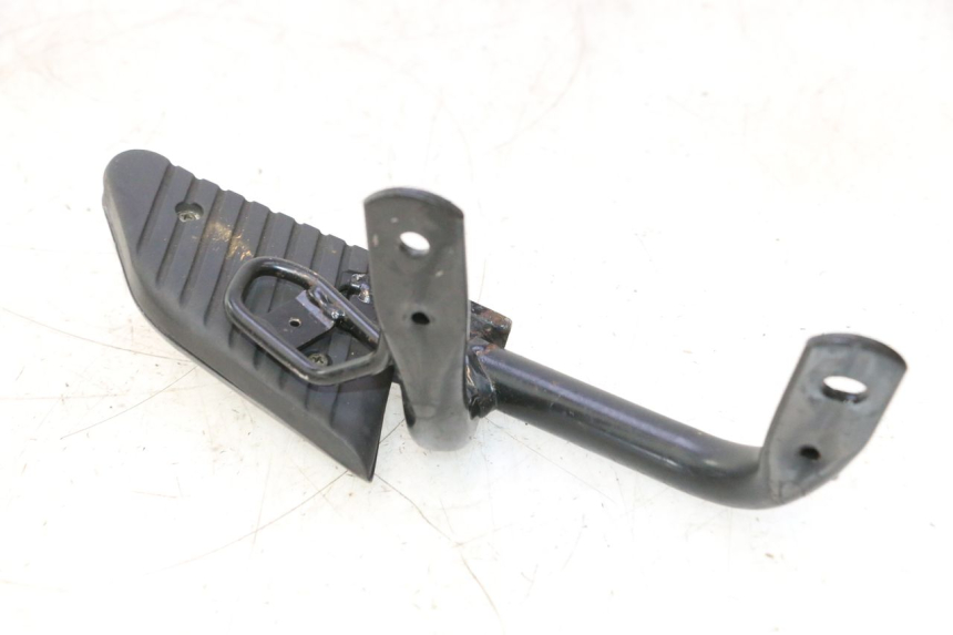 photo de DESCANSO DE PÉ TRASERO DERECHO HONDA SH 125 (2001 - 2003) - Detalhe da peça