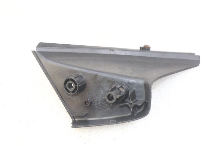 photo de DESCANSO DE PÉ TRASEIRO DIREITO YAMAHA SLIDER NAKED 50 (2004 - 2018) - Detalhe da peça