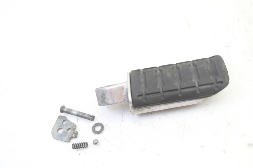 photo de DESCANSO DE PÉ TRASEIRO DIREITO HONDA ST PAN EUROPEAN 1300 (2002 - 2013) - Vista principal