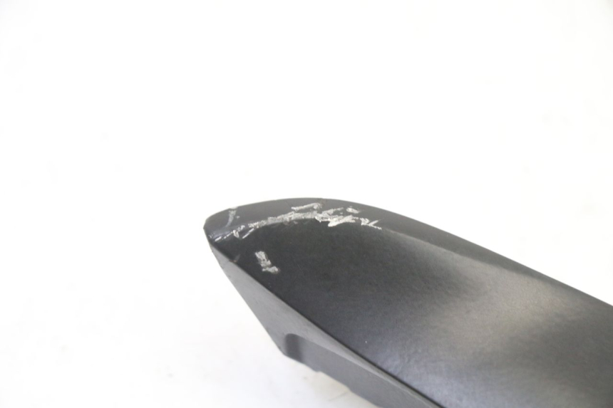 photo de DESCANSO DE PÉ TRASEIRO DIREITO APRILIA SXR 50 (2021 - 2023) - Ampliação técnica