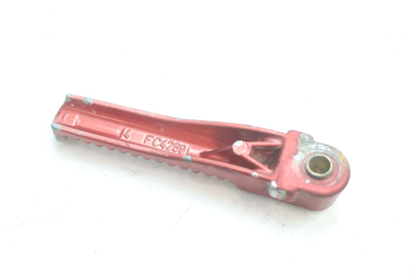 photo de DESCANSO DE PÉ TRASEIRO DIREITO PEUGEOT TKR TREKKER FURIOUS 50 (2005 - 2014) - Outro ângulo de visão
