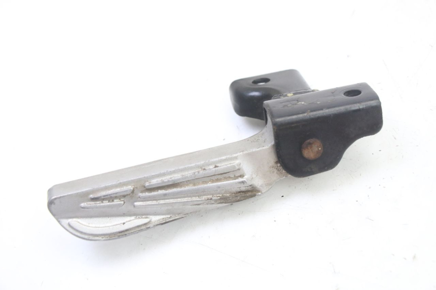 photo de DESCANSO DE PÉ TRASEIRO DIREITO PEUGEOT TWEET 4T 50 (2014 - 2019) - Detalhe da peça