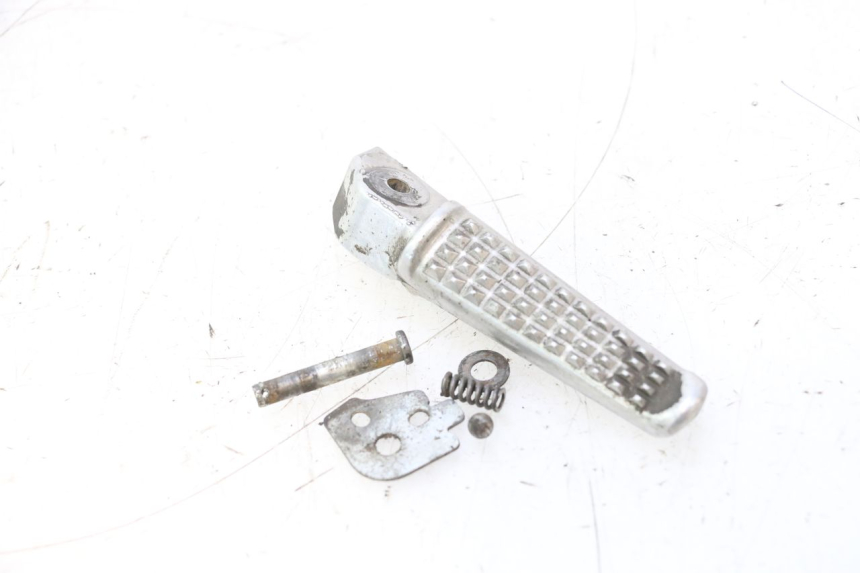 photo de DESCANSO DE PÉ TRASERO DIREITO HONDA VFR FI RC46 800 (1998 - 2001) - Outro ângulo de visão