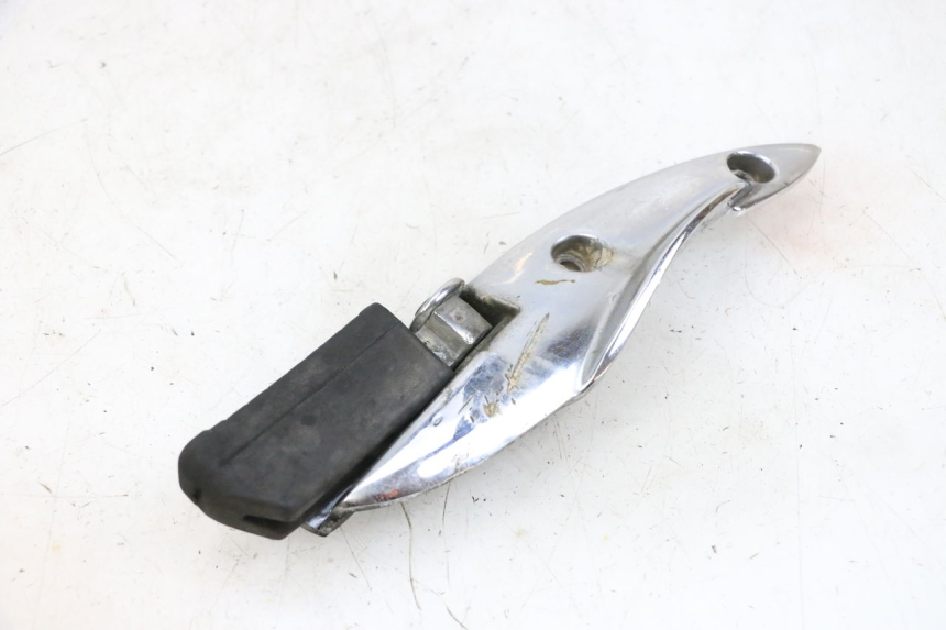 photo de DESCANSO DE PÉ TRASEIRO DIREITO KYMCO ZING 125 (1997 - 2003) - Ampliação técnica