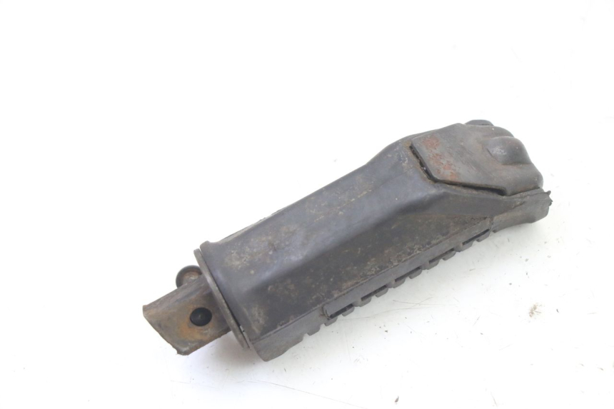 photo de DESCANSO DE PÉ TRASEIRO ESQUERDO SUZUKI GS GSE 500 (2001 - 2003) - Ampliação técnica