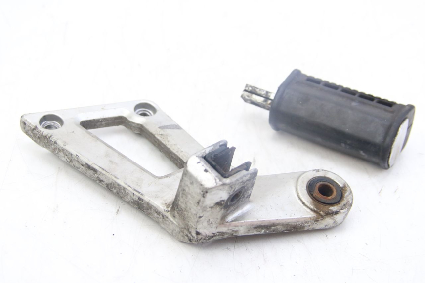 photo de DESCANSO DE PÉ TRASEIRO ESQUERDO SUZUKI GSX-F GSX  F 1100 (1988 - 1994) - Vista principal