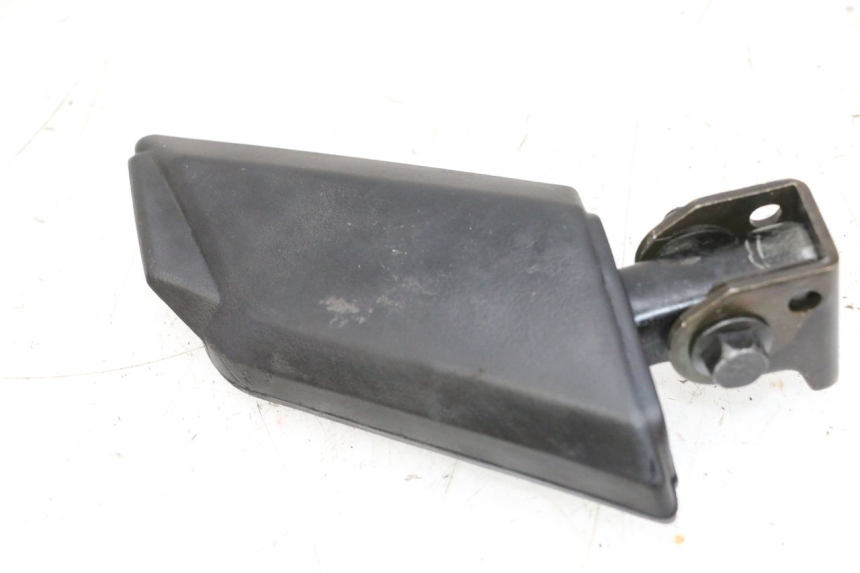 photo de DESCANSO DE PÉ TRASEIRO ESQUERDO PEUGEOT KISBEE 2T 50 (2010 - 2017) - Outro ângulo de visão